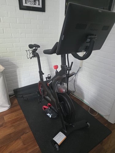 Peloton bike gen - 3, (rb1vq-2)